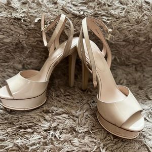 Beige beautiful Aldo platform shoes